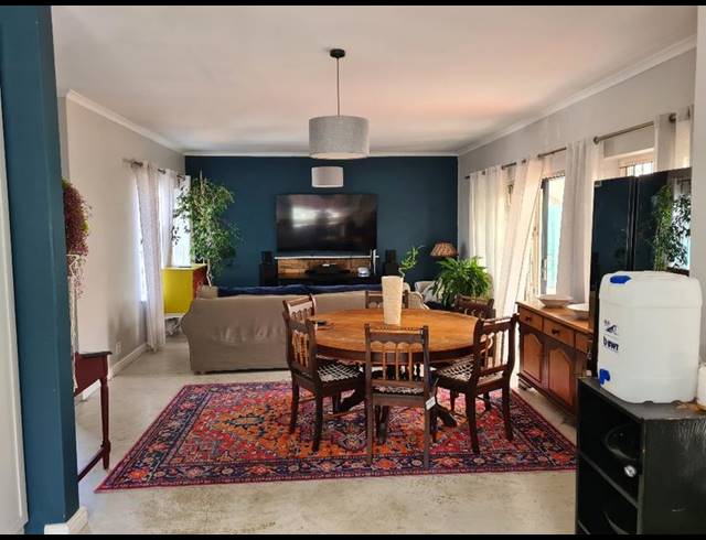 3 BEDROOM PROPERTY TO RENT IN FISH HOEK